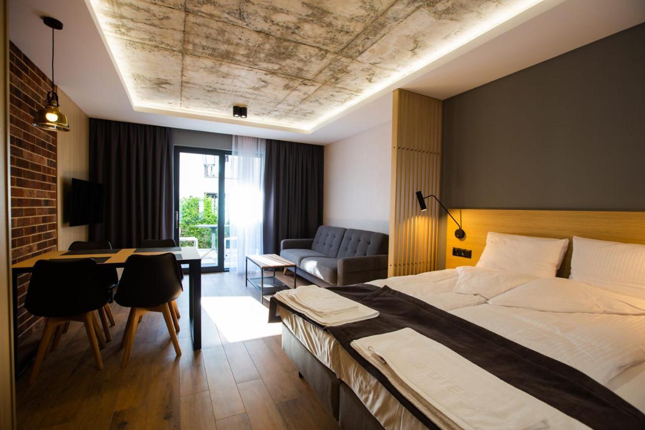 Apartamenty Posejdon วาเซ ภายนอก รูปภาพ